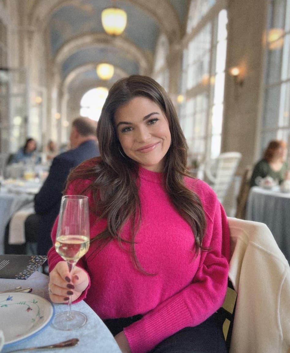 Tully at an elegant gathering